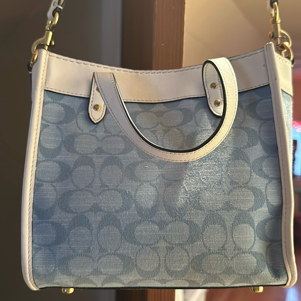 Coach filed tote 22